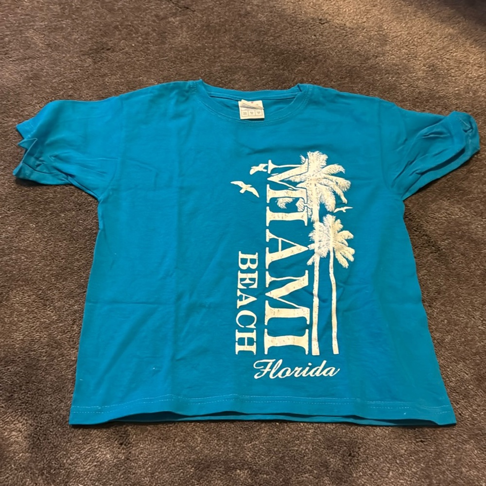 Adorable brand new without tags tee